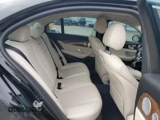 2019 Mercedes-Benz E 300 с VIN WDDZF4KB6KA648909, выставлен на аукционе Copart как лот 49472015 с пробегом 52 473 миль миль и Списание • Salvage title. История ставок и продаж доступна на DreamBid. Изображение 10.