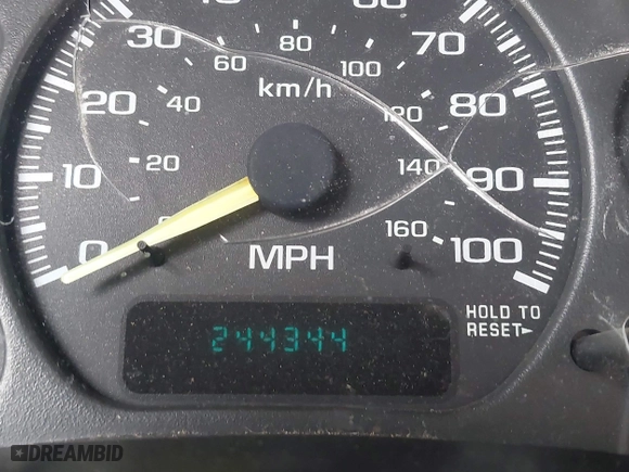 2000 Chevrolet Silverado 1500 with VIN 1GCEC14W7YZ128535, listed as a IAAI auction lot 41491464 with 244,344 mi miles. Bid and sale history available at carsss.com. Image 7.
