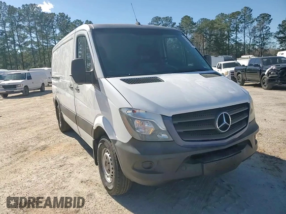 2016 Mercedes-Benz Sprinter Cargo with VIN WD3PE7DD8GP279862, listed as a Copart auction lot 45081325 with 220,116 mi miles and Clean Title. Bid and sale history available at carsss.com. Image 12.