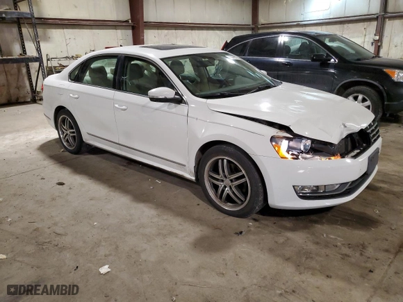 2013 Volkswagen Passat TDI SEL Premium with VIN 1VWCN7A36DC138952, listed as a Copart auction lot 46995245 with 69,007 mi miles and Salvage Title. Bid and sale history available at carsss.com. Image 4.