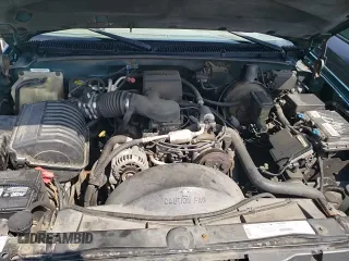 1999 Chevrolet Tahoe z VIN 1GNEK13RXXJ577887, wystawiony jako Copart lot #62291245 z przebiegiem 204 809 mil mil oraz Szkoda całkowita • Salvage title. Historia ofert i sprzedaży dostępna na DreamBid. Obrazek 14.