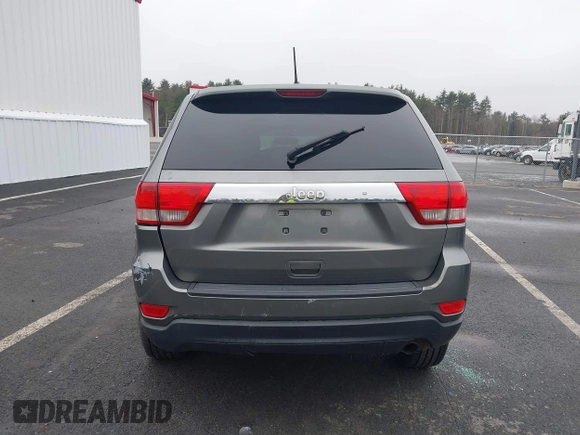 2011 Jeep Grand Cherokee 70th Anniversary with VIN 1J4RR4GG0BC608829, listed as a IAAI auction lot 41960876 with 231,714 mi miles. Bid and sale history available at carsss.com. Image 16.