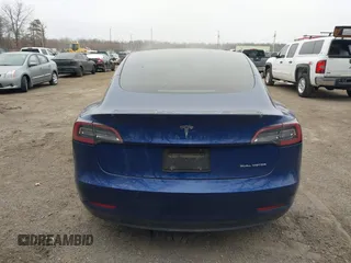 2019 Tesla Model 3 Long Range with VIN 5YJ3E1EB9KF454007, listed as a IAAI auction lot 41769346 with 141,609 mi miles. Bid and sale history available at carsss.com. Image 16.
