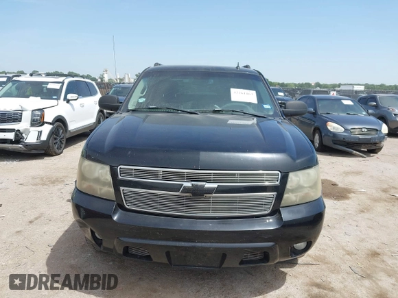 2007 Chevrolet Avalanche 3LT z VIN 3GNEC12017G152396, wystawiony jako IAAI lot #42261163 z przebiegiem Nie podano mil oraz . Historia ofert i sprzedaży dostępna na DreamBid. Obrazek 12.