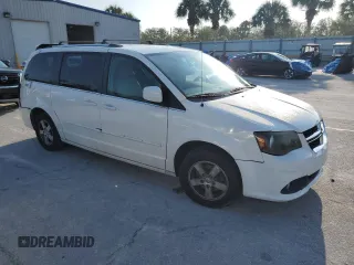 2011 Dodge Grand Caravan Crew with VIN 2D4RN5DG5BR755153, listed as a Copart auction lot 54404625 with 140,307 mi miles and Salvage Title. Bid and sale history available at DreamBid. Image 4.
