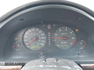 2001 Subaru Legacy Outback z VIN 4S3BH675817674508, wystawiony jako IAAI lot #41402801 z przebiegiem 138 995 mil mil oraz . Historia ofert i sprzedaży dostępna na DreamBid. Obrazek 7.
