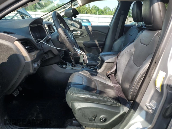 2014 Jeep Cherokee Limited z VIN 1C4PJMDB3EW266471, wystawiony jako Copart lot #60292915 z przebiegiem 219 660 mil mil oraz Szkoda całkowita • Salvage title. Historia ofert i sprzedaży dostępna na DreamBid. Obrazek 7.
