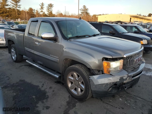 2013 GMC Sierra 1500 SLE with VIN 1GTR2VE70DZ148882, listed as a Copart auction lot 42281445 with 124,483 mi miles and Salvage Title. Bid and sale history available at carsss.com. Image 4.