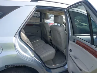 2006 Mercedes-Benz M 350 with VIN 4JGBB86E56A052016, listed as a IAAI auction lot 41870998 with 223,096 mi miles and . Bid and sale history available at DreamBid. Image 8.
