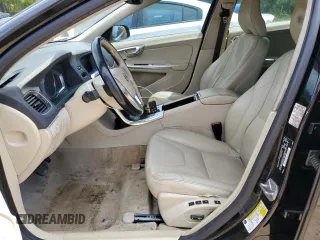 2016 Volvo V60 T5 Drive-E Premier with VIN YV140MEK8G1287119, listed as a Copart auction lot 68287554 with 135,290 mi miles and Clean Title. Bid and sale history available at carsss.com. Image 7.