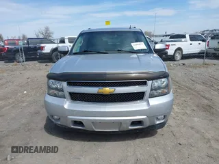 2013 Chevrolet Suburban LT with VIN 1GNSKJE78DR108955, listed as a IAAI auction lot 42004032 with 114,729 mi miles and . Bid and sale history available at DreamBid. Image 12.