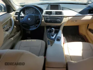 2015 BMW 3 Series 320i xDrive with VIN WBA3C3G57FNS74781, listed as a Copart auction lot 52324455 with 131,924 mi miles and Salvage title. Bid and sale history available at DreamBid. Image 8.