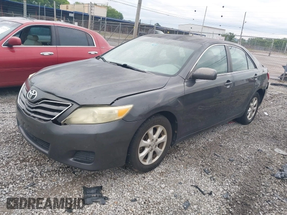 2011 Toyota Camry LE with VIN 4T1BF3EK0BU171213, listed as a IAAI auction lot 42218721 with 188,217 mi miles and . Bid and sale history available at carsss.com. Image 2.