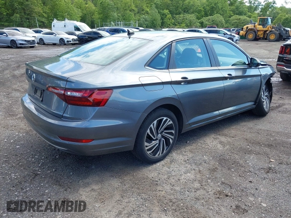2020 Volkswagen Jetta SEL z VIN 3VWEB7BU2LM024016, wystawiony jako IAAI lot #42341318 z przebiegiem 40 480 mil mil oraz . Historia ofert i sprzedaży dostępna na DreamBid. Obrazek 4.