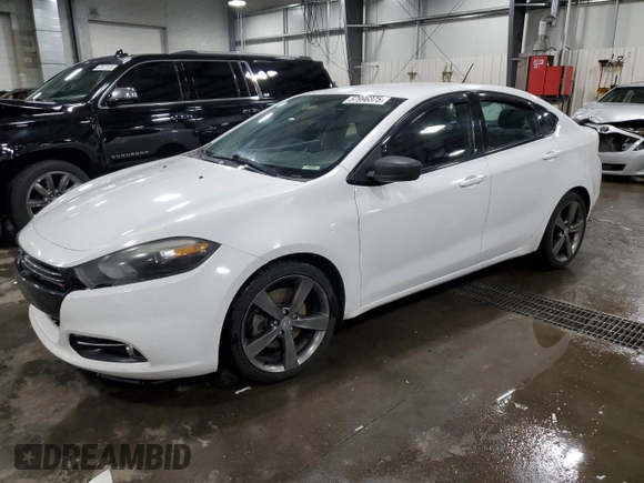 2015 Dodge Dart GT z VIN 1C3CDFEBXFD243965, wystawiony jako Copart lot #57996375 z przebiegiem 186 625 mil mil oraz Szkoda całkowita • Salvage title. Historia ofert i sprzedaży dostępna na DreamBid. Obrazek 1.