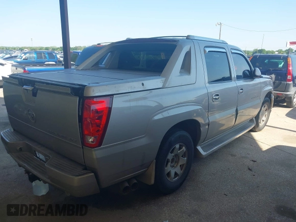 2005 Cadillac Escalade EXT z VIN 3GYEK62N55G191729, wystawiony jako IAAI lot #41980605 z przebiegiem 224 349 mil mil oraz . Historia ofert i sprzedaży dostępna na DreamBid. Obrazek 4.