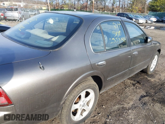 1999 Nissan Maxima GXE с VIN JN1CA21D5XT224092, выставлен на аукционе IAAI как лот 41895314 с пробегом Не указан миль и . История ставок и продаж доступна на DreamBid. Изображение 6.