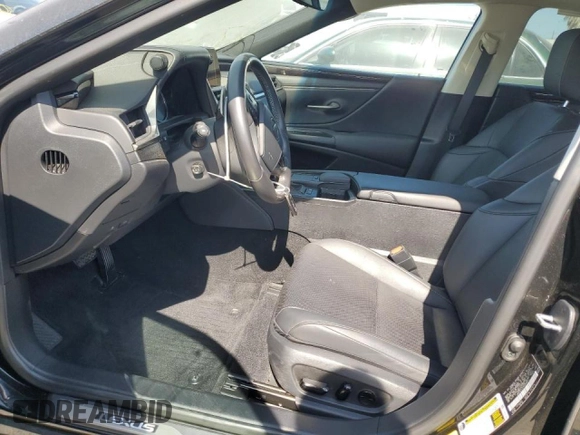 2021 Lexus ES 300h z VIN 58ADA1C12MU006944, wystawiony jako Copart lot #54704865 z przebiegiem 77 186 mil mil oraz Szkoda całkowita • Salvage title. Historia ofert i sprzedaży dostępna na DreamBid. Obrazek 7.