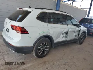 2021 Volkswagen Tiguan SE z VIN 3VV3B7AX5MM010006, wystawiony jako Copart lot #62730045 z przebiegiem 49 288 mil mil oraz Szkoda całkowita • Salvage title. Historia ofert i sprzedaży dostępna na DreamBid. Obrazek 3.