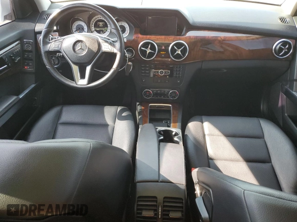 2013 Mercedes-Benz GLK 350 with VIN WDCGG8JB9DG146915, listed as a Copart auction lot 71633574 with 143,171 mi miles and Clean Title. Bid and sale history available at DreamBid. Image 8.