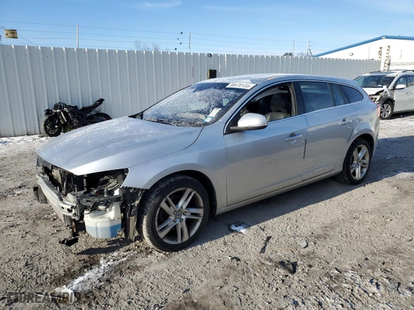 2015 Volvo V60 T5 Drive-E Premier with VIN YV140MEB7F1200244, listed as a Copart auction lot 88470135 with NaN miles and Salvage Title. Bid and sale history available at carsss.com. Image 1.
