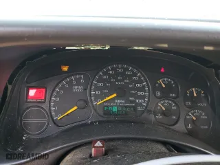 2000 Chevrolet Silverado 1500 LT with VIN 1GCEK19T7YE190607, listed as a Copart auction lot 46532245 with 174,903 mi miles and Salvage Title. Bid and sale history available at carsss.com. Image 9.