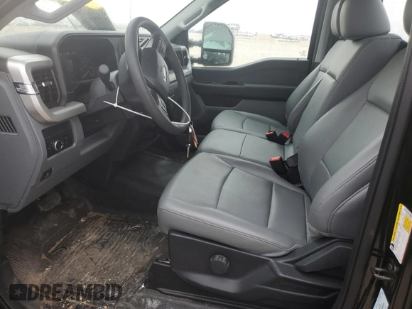 2024 Ford F-250 XL with VIN 1FTBF2AA1REF32111, listed as a Copart auction lot 45367575 with 1,192 mi miles and Salvage title. Bid and sale history available at DreamBid. Image 7.
