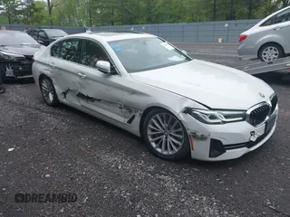 2021 BMW 5 Series 530i xDrive с VIN WBA13BJ03MCG80602, выставлен на аукционе IAAI как лот 42268907 с пробегом 63 698 миль миль и . История ставок и продаж доступна на DreamBid. Изображение 1.