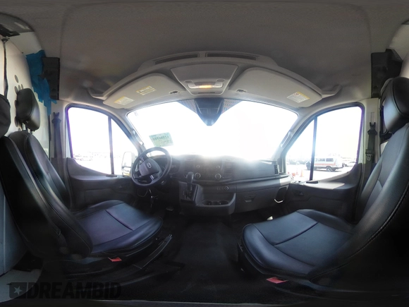 2020 Ford Transit z VIN 1FTYE1C89LKB18309, wystawiony jako IAAI lot #42086954 z przebiegiem 44 937 mil mil oraz . Historia ofert i sprzedaży dostępna na DreamBid. Obrazek 24.