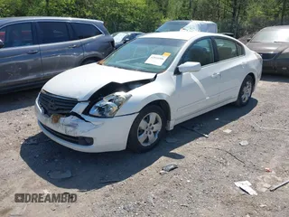 2007 Nissan Altima 2.5 S with VIN 1N4AL21E07N486376, listed as a IAAI auction lot 42024306 with 231,312 mi miles. Bid and sale history available at carsss.com. Image 2.