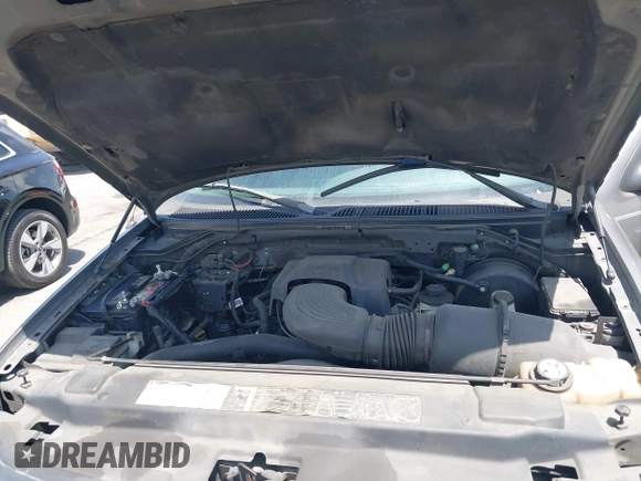 2002 Ford F-150 XL with VIN 1FTRX07L72KB42260, listed as a IAAI auction lot 42288657 with Not provided miles and . Bid and sale history available at DreamBid. Image 10.