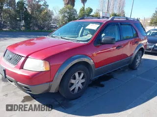 2005 Ford Freestyle SE with VIN 1FMZK04105GA30548, listed as a IAAI auction lot 41422368 with 258,791 mi miles. Bid and sale history available at carsss.com. Image 2.