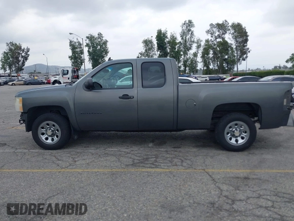 2011 Chevrolet Silverado 1500 LS with VIN 1GCRCREA8BZ418082, listed as a IAAI auction lot 42171399 with 112,019 mi miles and . Bid and sale history available at DreamBid. Image 14.