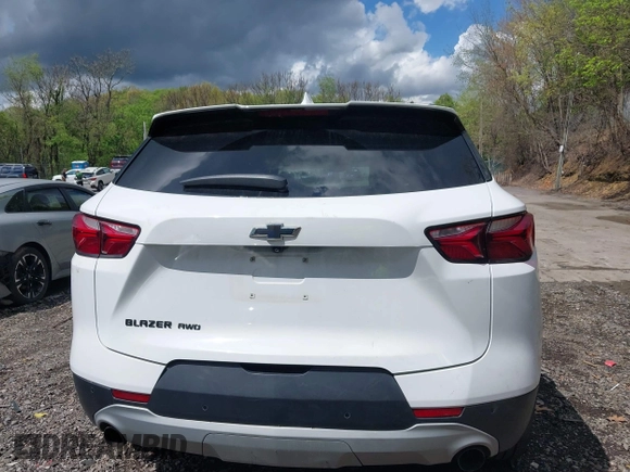 2021 Chevrolet Blazer LT с VIN 3GNKBHRS1MS569998, выставлен на аукционе IAAI как лот 42178844 с пробегом 55 969 миль миль и . История ставок и продаж доступна на DreamBid. Изображение 17.