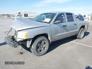 2005 Dodge Dakota SLT with VIN 1D7HW48N45S127702, listed as a IAAI auction lot 41492769 with Not Provided miles. Bid and sale history available at carsss.com. Image 19.