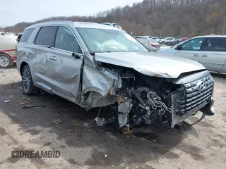 2024 Hyundai Palisade Calligraphy z VIN KM8R7DGE9RU692725, wystawiony jako IAAI lot #41919003 z przebiegiem 29 212 mil mil oraz . Historia ofert i sprzedaży dostępna na DreamBid. Obrazek 1.