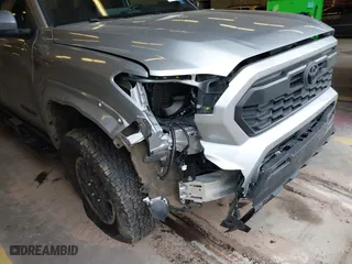2024 Toyota Tacoma 4WD SR5 with VIN 3TMLB5JN4RM071338, listed as a IAAI auction lot 41742236 with 9,367 mi miles. Bid and sale history available at carsss.com. Image 20.