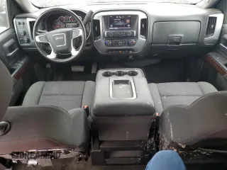 2015 GMC Sierra 1500 SLE z VIN 3GTU2UEC5FG432495, wystawiony jako Copart lot #55479815 z przebiegiem 97 615 mil mil oraz Szkoda całkowita • Salvage title. Historia ofert i sprzedaży dostępna na DreamBid. Obrazek 8.
