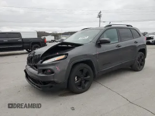 2016 Jeep Cherokee Latitude with VIN 1C4PJLCS9GW212106, listed as a Copart auction lot 47608625 with 213,364 mi miles and Salvage Title. Bid and sale history available at carsss.com. Image 1.
