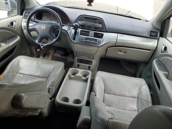 2006 Honda Odyssey EX-L z VIN 5FNRL38796B104224, wystawiony jako Copart lot #59049985 z przebiegiem 161 476 mil mil oraz Czysty tytuł • Clean title. Historia ofert i sprzedaży dostępna na DreamBid. Obrazek 8.