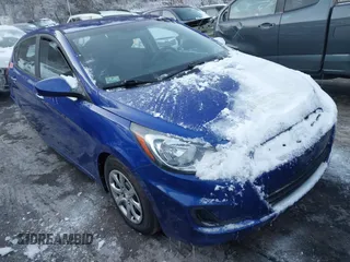 2013 Hyundai Accent GS z VIN KMHCT5AE9DU135970, wystawiony jako IAAI lot #41355959 z przebiegiem 48 153 mil mil oraz . Historia ofert i sprzedaży dostępna na DreamBid. Obrazek 1.