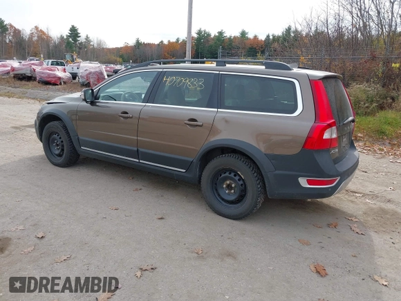 2012 Volvo XC70 3.2L with VIN YV4940BZ4C1144637, listed as a IAAI auction lot 40709833 with 150,249 mi miles and . Bid and sale history available at DreamBid. Image 3.