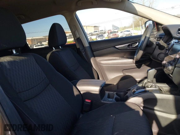 2018 Nissan Rogue SV with VIN KNMAT2MV6JP563754, listed as a IAAI auction lot 41975400 with 106,067 mi miles. Bid and sale history available at carsss.com. Image 5.