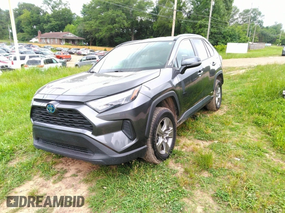 2023 Toyota RAV4 Hybrid LE z VIN 4T3MWRFV4PU090900, wystawiony jako IAAI lot #42299116 z przebiegiem 61 177 mil mil oraz . Historia ofert i sprzedaży dostępna na DreamBid. Obrazek 17.