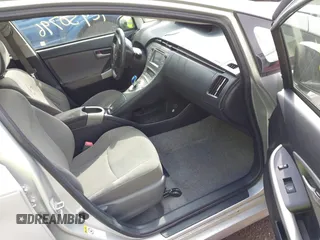 2013 Toyota Prius One z VIN JTDKN3DU8D5577456, wystawiony jako IAAI lot #42450796 z przebiegiem 228 498 mil mil oraz . Historia ofert i sprzedaży dostępna na DreamBid. Obrazek 5.