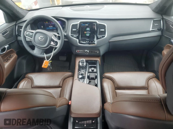 2023 Volvo XC90 Ultimate Bright Theme with VIN YV4H60CA1P1946339, listed as a Copart auction lot 62216265 with 28,977 mi miles and Salvage title. Bid and sale history available at DreamBid. Image 8.