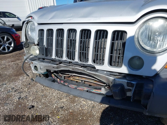 2005 Jeep Liberty Sport with VIN 1J4GL48K25W571751, listed as a IAAI auction lot 41735123 with 145,478 mi miles and . Bid and sale history available at DreamBid. Image 6.