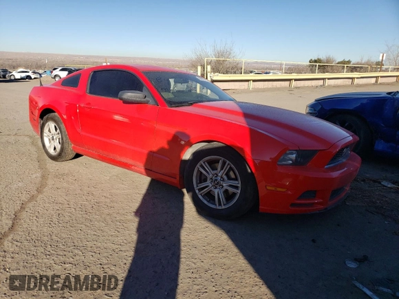 2014 Ford Mustang V6 z VIN 1ZVBP8AM5E5276735, wystawiony jako Copart lot #88933725 z przebiegiem 139 388 mil mil oraz Szkoda całkowita • Salvage title. Historia ofert i sprzedaży dostępna na DreamBid. Obrazek 4.
