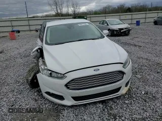 2014 Ford Fusion SE with VIN 3FA6P0HDXER146657, listed as a Copart auction lot 49917935 with 183,391 mi miles and Salvage Title. Bid and sale history available at carsss.com. Image 10.
