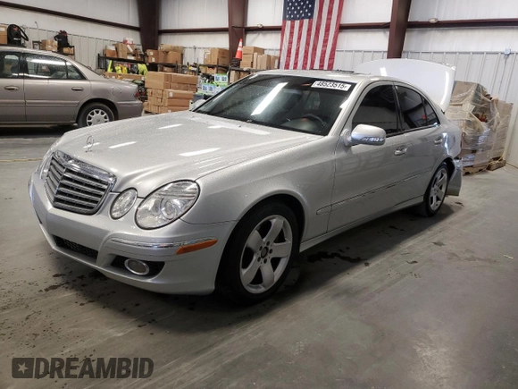 2007 Mercedes-Benz E 550 with VIN WDBUF72X97B017766, listed as a Copart auction lot 48523515 with 299,578 mi miles and Salvage Title. Bid and sale history available at DreamBid. Image 1.